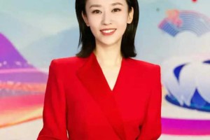 刘亦菲“妹妹”不简单，刚任《新闻联播》主播，颜值盖过其姐！